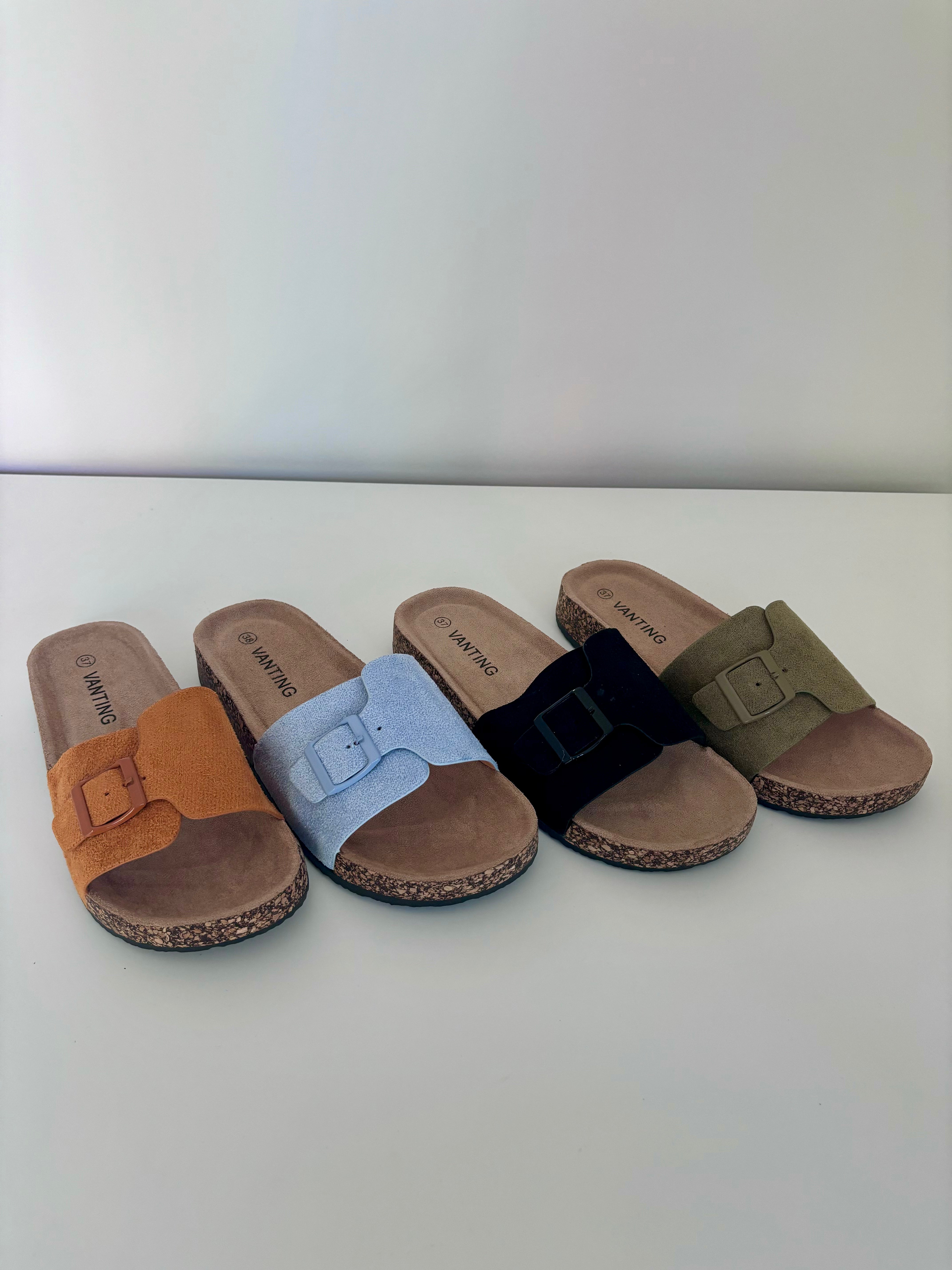 SANDAL 0008 - CAMEL