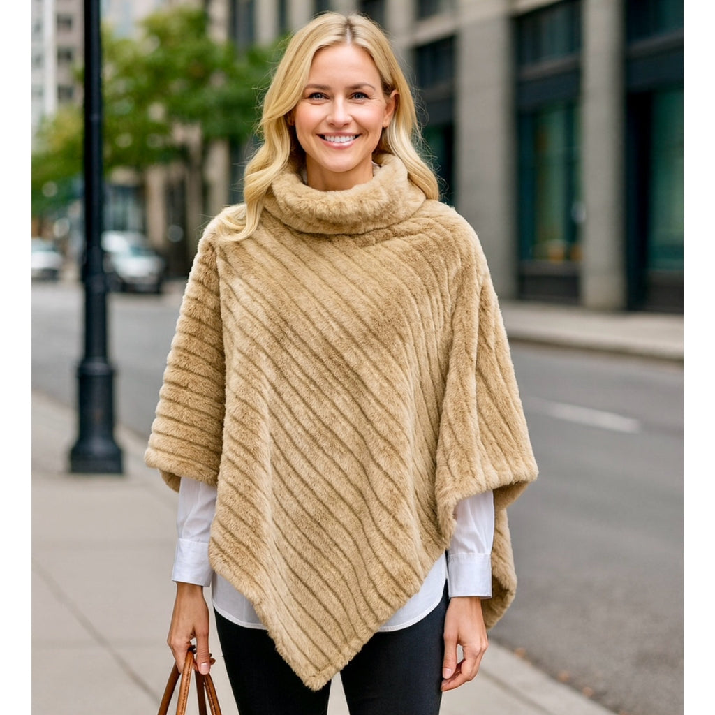 Poncho - Imiteret pels - 2602B Beige