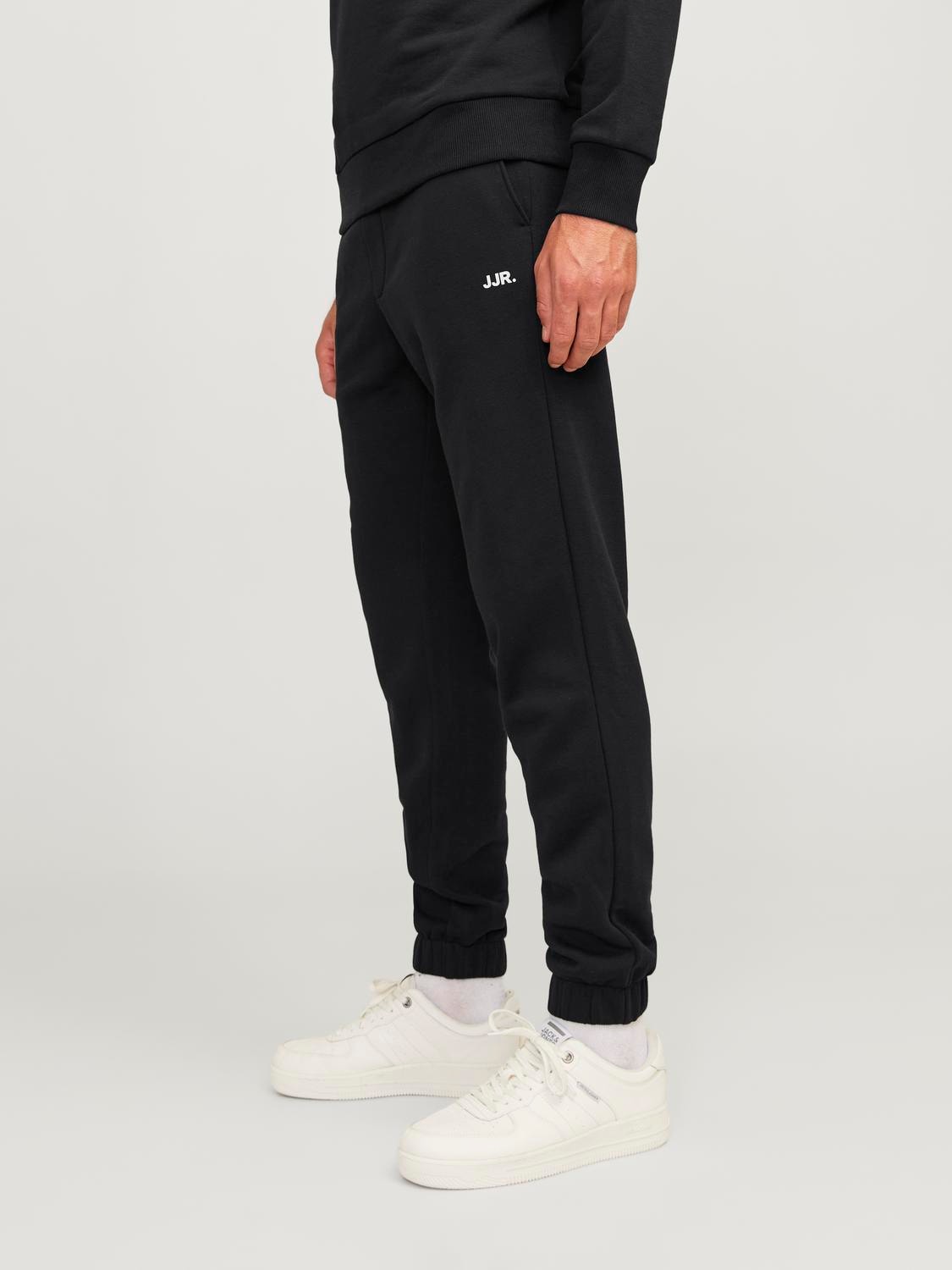 GORM REBEL LOGO SWEAT PANTS - BLACK