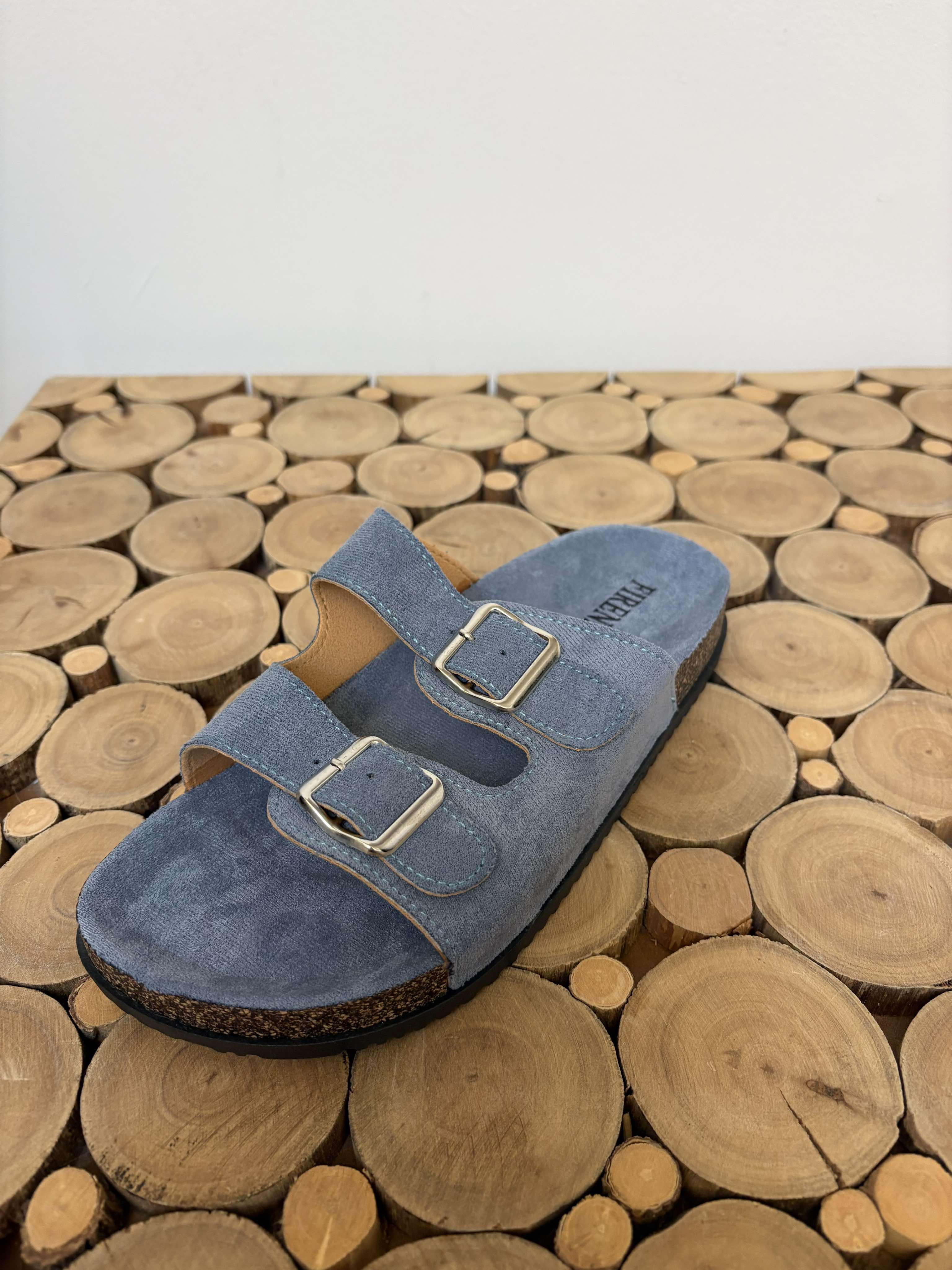 Sandal med spænder Firenze - Light blue