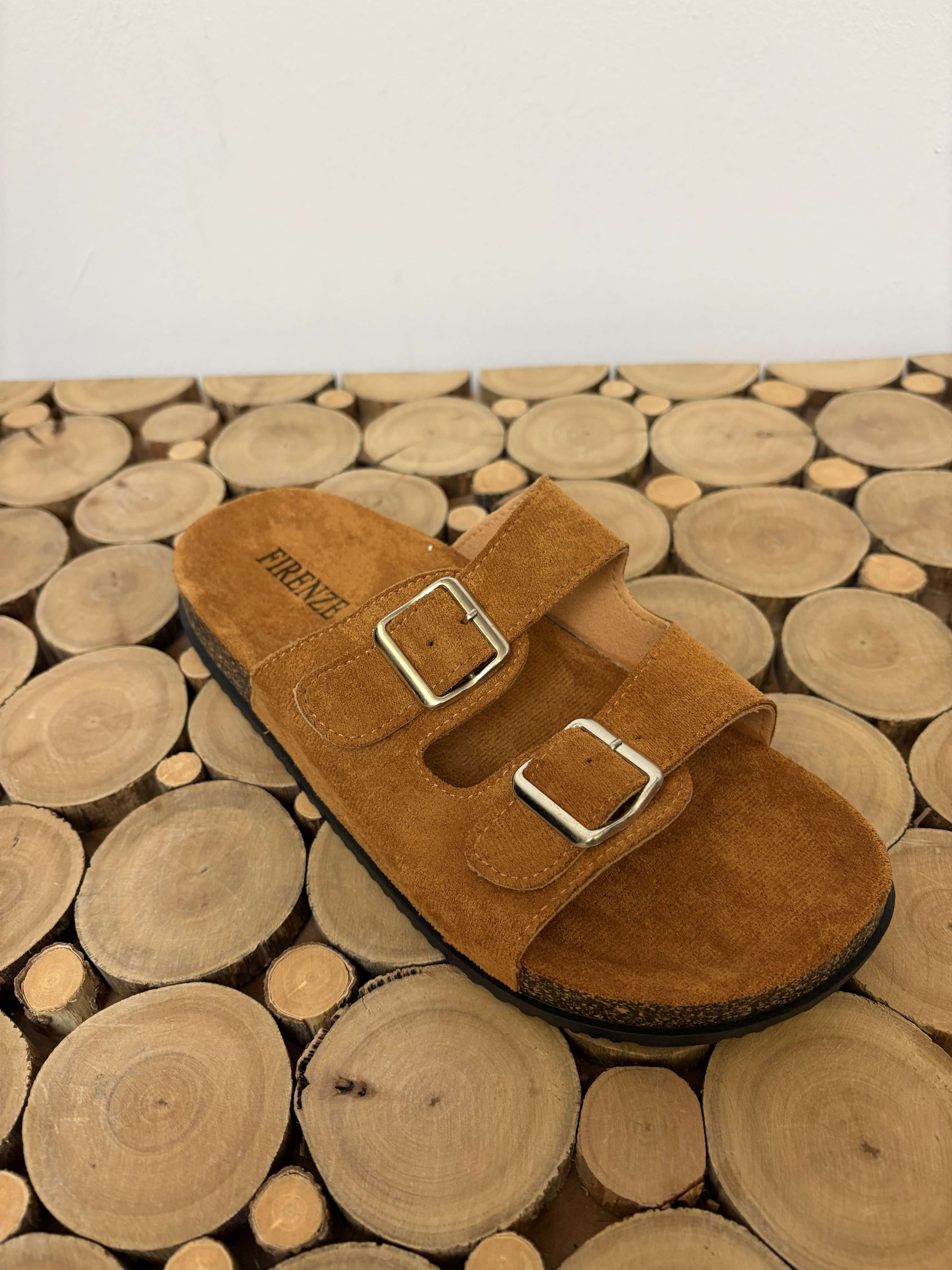 Sandal med spænder Firenze - Camel